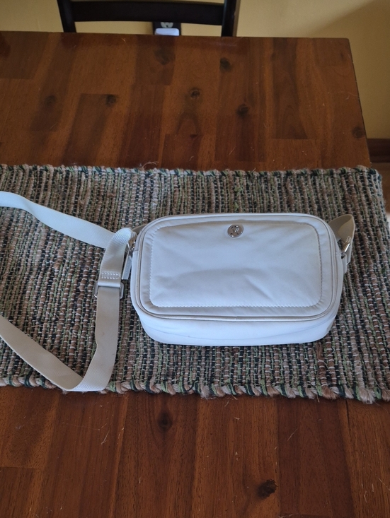 lululemon athletica Handbags - LuLu Lemon Crossbody Bag 2L  Bag Cream Color Nwot